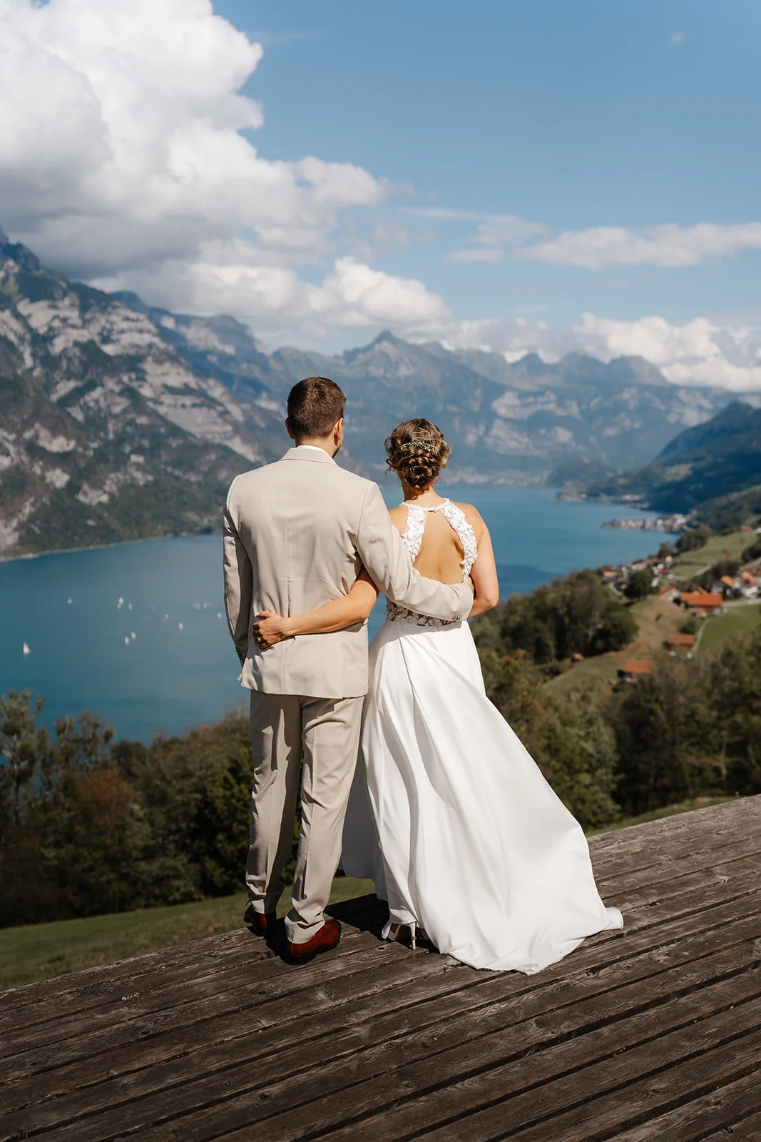 Brautpaar-Portrait, Hochzeitsreportage Seminarhotel Lihn in Glarus